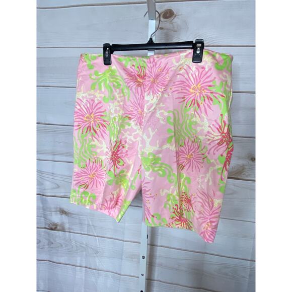 Lilly Pulitzer Resort Bermuda Shorts Pink Green Starfish Size 16 - Picture 1 of 7